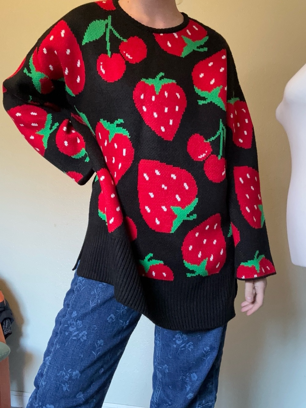 SNAG Black Strawberry & Cherry Knit Heavyweight Sweater E 12-14 XL